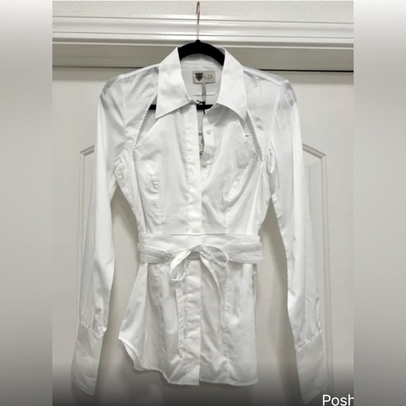 Lita by Ciara. Rare Cut Out Blouse/Shirt. Sz L. NWT - Picture 1 of 5